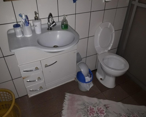 Imagem 8 de 30 de Terreno Com 03 Casas Em Itapecerica Da Serra - 1370-cadg - 67750190