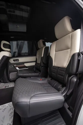Toyota Sequoia Capstone 3.4 B2+ 2024