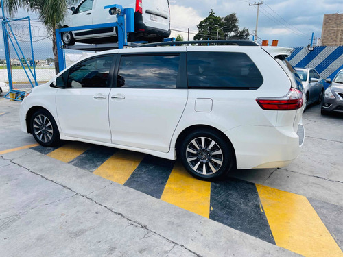 Imagen 5 de 14 de Toyota Sienna 2020 3.5 Limited At