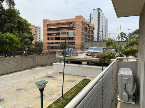 Imagen 11 de 15 de Vendo Hermoso Apartamento, Listo Para Habitar.