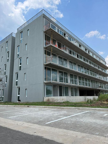 Departamento De Tres Ambientes En San Gerónimo