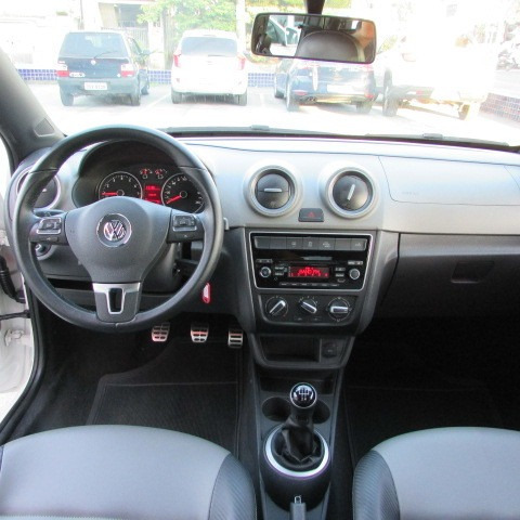 Saveiro Cross 1.6 Cd Mt 2016 Branco