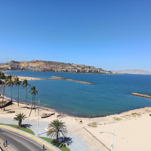 Imagen 11 de 12 de Comodo Apartamento Para Alquiler Vacacional Lecheria Frente A Playa Lido R. Mar De Leva