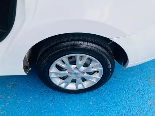 Renault Logan 1.6 Life
