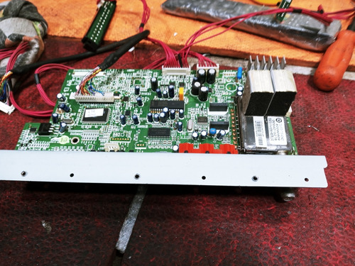 Placa Principal Tv Buster Hbtv-2203 Hd 0091801698a(20090209) (Usado)