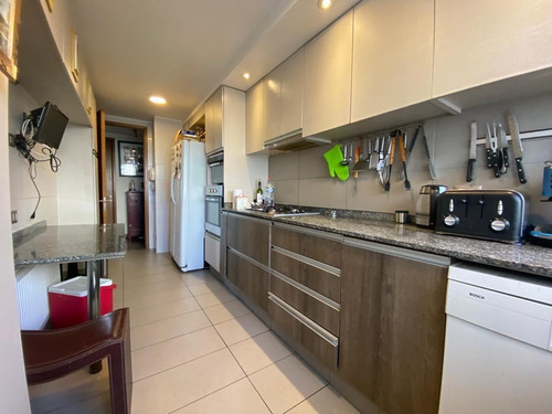 Departamento, 4 Dormitorios, 3 Baños,2 Estacionacionamientos