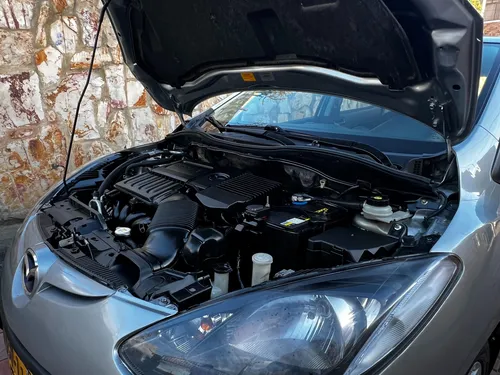 Mazda 2 1.5 15hm1c