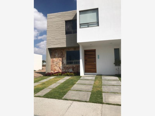 Imagen 1 de 12 de Casa Sola En Venta San Antonio Oxtoyucan