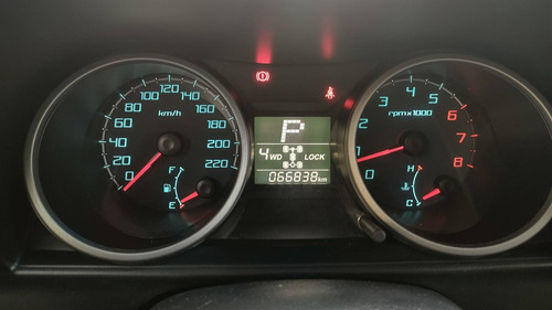 Imagem 8 de 10 de Mitsubishi Pajero Tr4 2.0 4x4 16v 140cv Flex 4p Automático