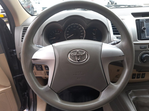 Toyota Fortuner 2012