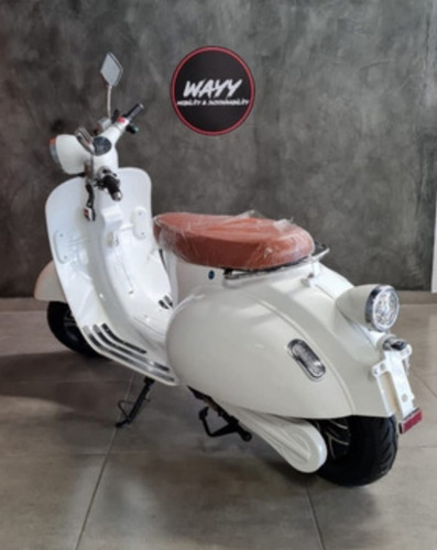 Imagem 3 de 3 de Wayy Vespa 3000w