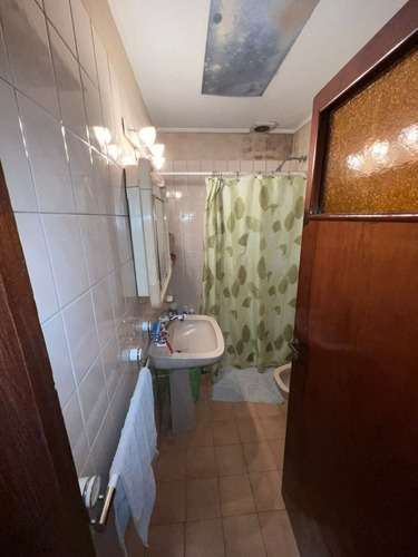Imagen 13 de 30 de Casa Venta Monte Castro 4 Ambientes