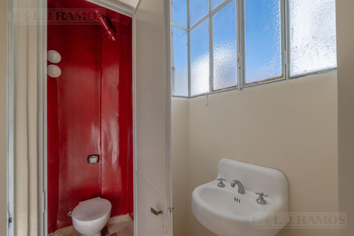 3 Ambientes - Impecable- Recoleta - Toilette - Super Luminoso