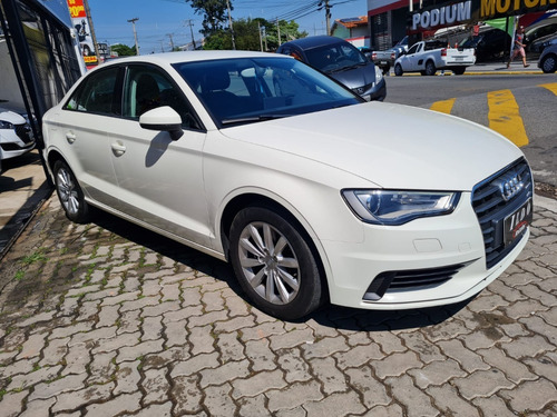 Imagem 3 de 9 de Audi A3 Attraction 1.4