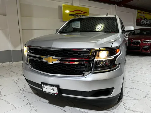 Chevrolet Suburban 5.4 Lt Piel Blanca At