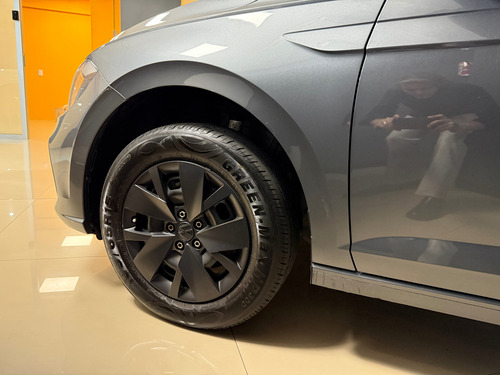 Volkswagen Polo 1.6 Msi Track