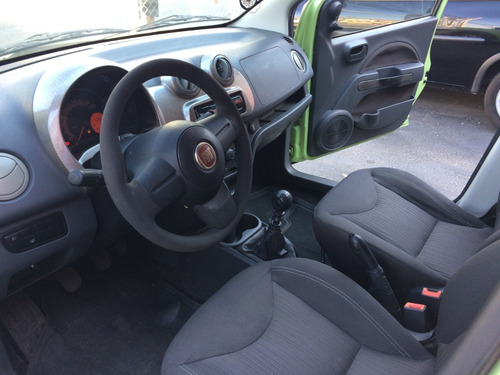 Fiat Uno 1.4 Way Flex 5p - Ano 2011