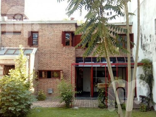 Imagen 2 de 13 de Casa - La Plata