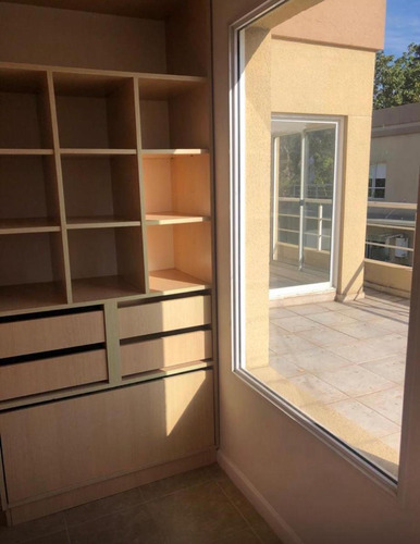 En Venta Duplex En Saravi Village A Metros De Panamericana. 3 Ambientes. Apto Crédito