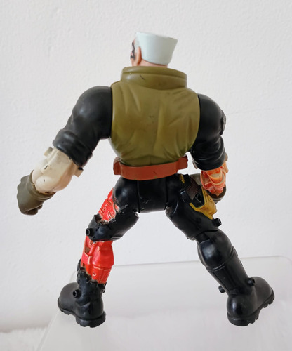 Small Soldiers Boneco Do Chip Hazard Battle Damage (Usado)