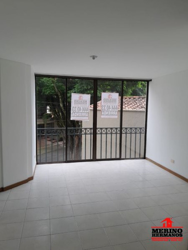 Apartamento En Venta En Medellín - La Castellana