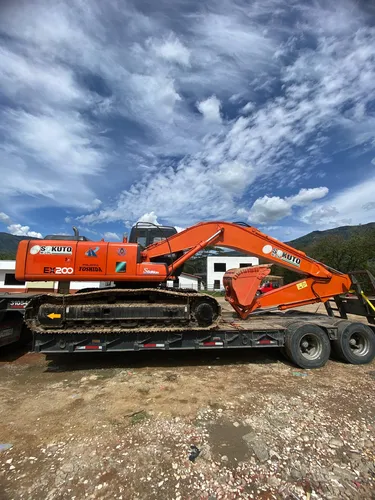 Excavadora Hitachi Ex200-5 Modelo 2000