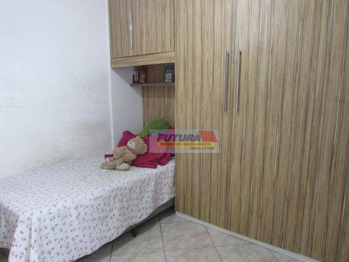 Sobrado Com 3 Dormitórios À Venda, 138 M² Por R$ 585.000,00 - Centro - São Vicente/sp - So0343