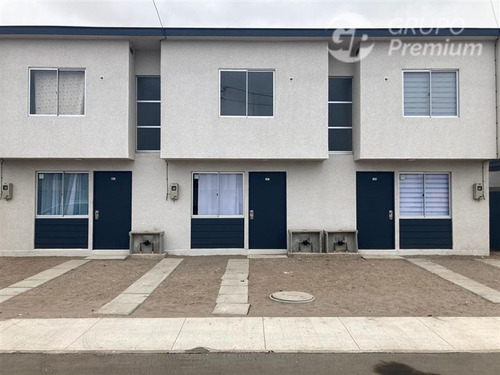 Casa En Arriendo De 2 Dorm. En La Serena