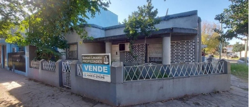 Venta Casa Moron . Pequeña Financiacion