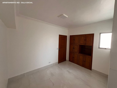 Apartamento À Venda Com 3 Quartos No Edifício Ledy Nazareth No Setor Central Em Goiânia Go.