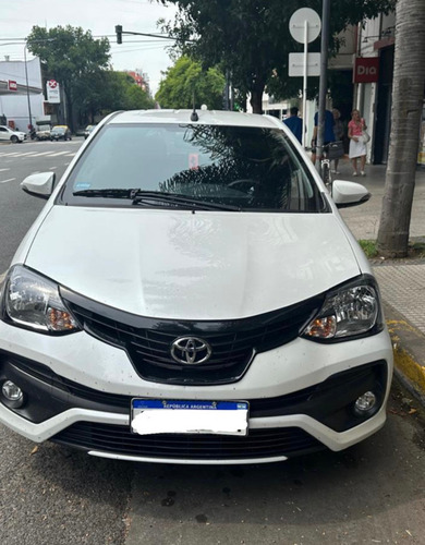 Toyota Etios 1.5 Sedan X