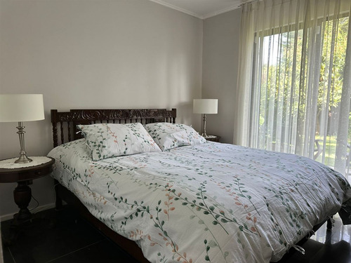 Casa En Arriendo De 5 Dorm. En Puchuncaví