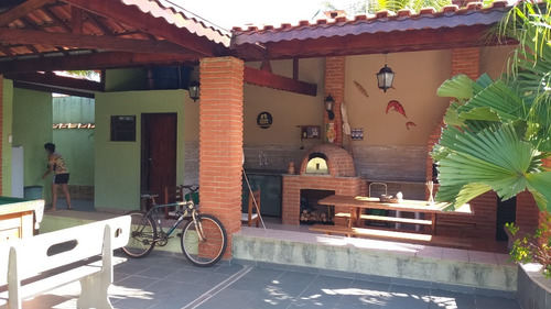 Imagem 23 de 30 de Casa 3 Qtos(2 Suítes), Sala De Estar/tv E Sala De Jantar, Área De Lazer Coberta C/churrasqueira, Forno Etc, Jardins. Edícula Com 2 Qtos Wc Cozinha, Piscina Ampla Em Curvas - Jardins $ 800.mil