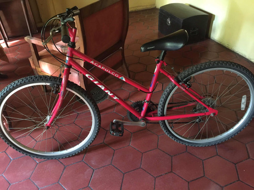 Bicicleta Montañera Giant Acapulco Rin 26