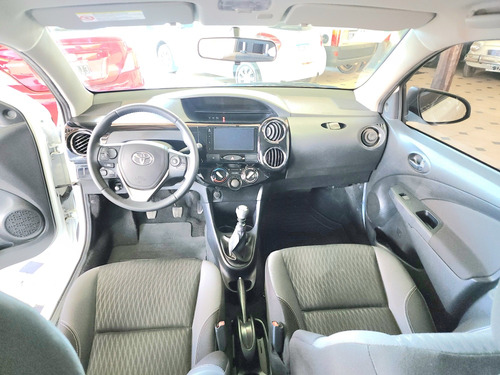 Toyota Etios 1.5 Xls At