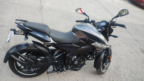 Motocicleta Bajaj Pulsar Ns200 2024