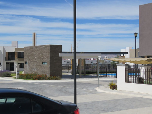 Casatuya, Casa En Venta En San Gerardo Modelo Viena. Aguasca