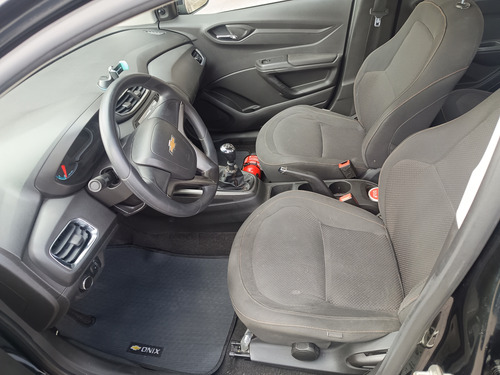 Chevrolet Onix 1.4 Lt 5p