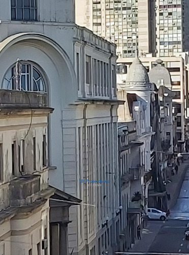 Edificio 437 Mts.2 , 2 Viviendas, 1 Gran Local