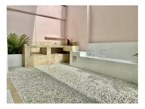 Casa En Venta En Altos Del Poblado. Cod V50776