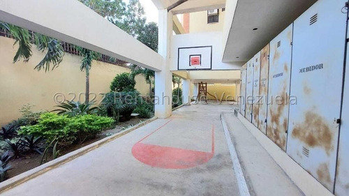 Imagen 10 de 30 de Apartamento En Venta En El Oeste De Barquisimeto , Lara Cod Flex; 23-12802 Akmm