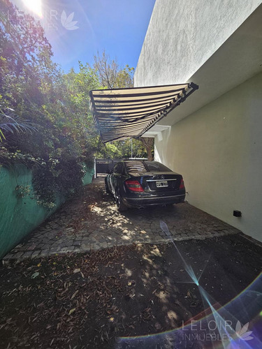 Casa En Venta 5 Amb En Parque Leloir