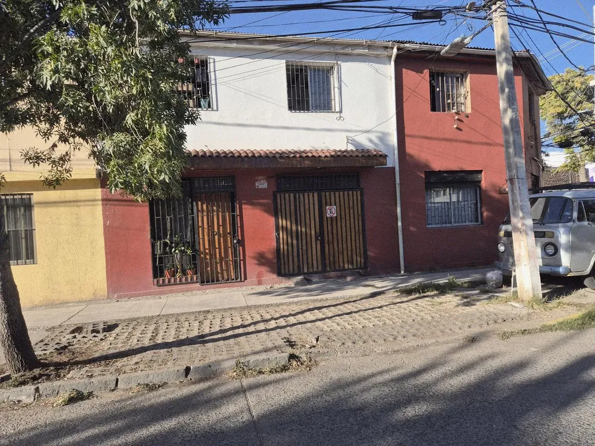 Imagen 4 de 22 de Casa 3d 1b Con Entrada De Auto Especial Inversionista