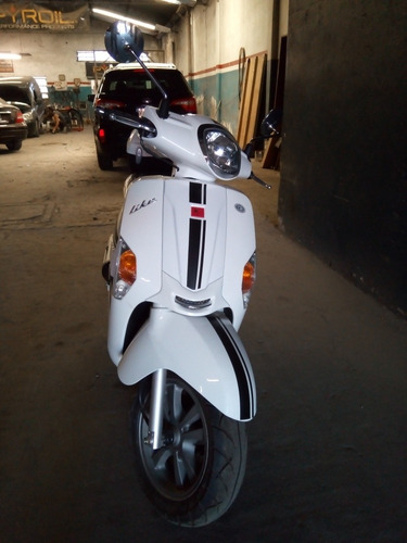 Kymco Like 200i { Igual A 0km }