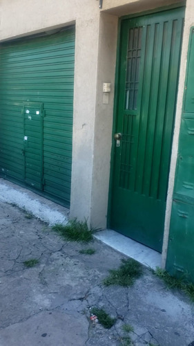 Imagen 2 de 14 de Ph 3 Amb. Al Fondo Con 2 Patios Y Terraza. Lanus O