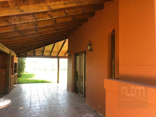 Imagen 22 de 23 de - Echeverria Del Lago- 4 Dormitorios- 2 En Suite-