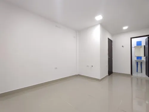 Casa-local En Arriendo En Patio Centro. Cod A24474