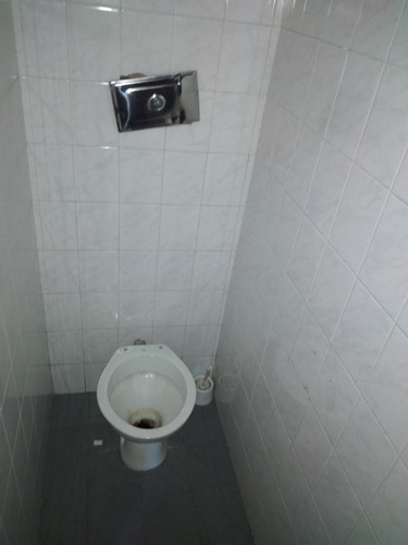 Imagen 9 de 21 de Local Comercial Depósito Oficinas