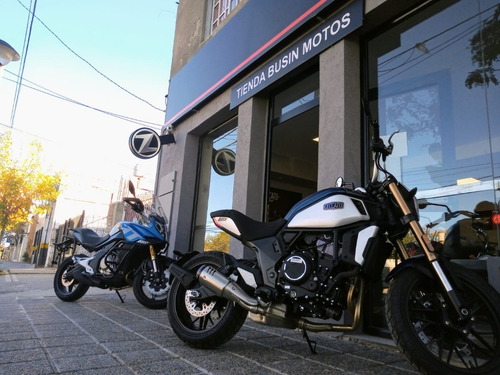 Imagen 2 de 7 de Cf Moto 700 Cl-x