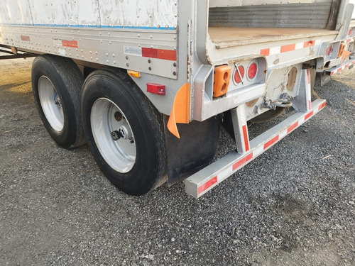 Caja Seca De 38 Pies Marca Operbus Año 2006 Con Chasis